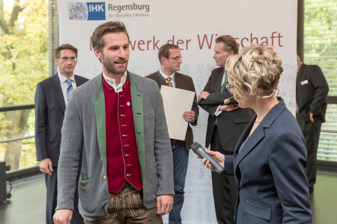 Ostbayerns beste Fachkräfte: IHK ehrt die besten Azubis der Region