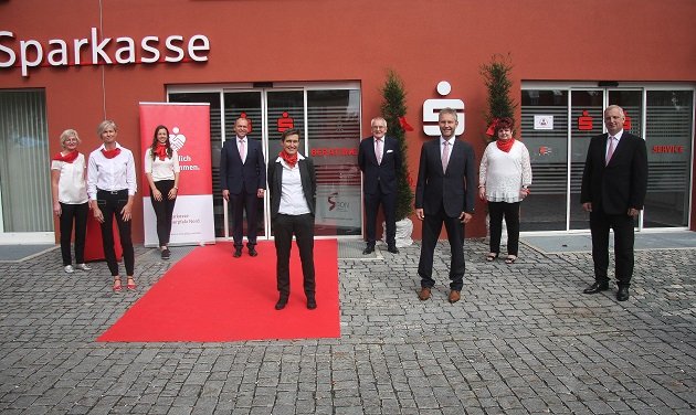 Sparkasse Oberpfalz Nord präsentiert sich mit neuer Geschäftsstelle in Wiesau