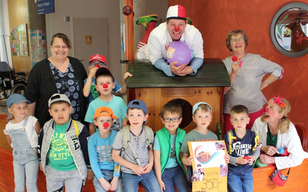 350 Euro gespendet: Ein Lachen für Kinder von Kindern