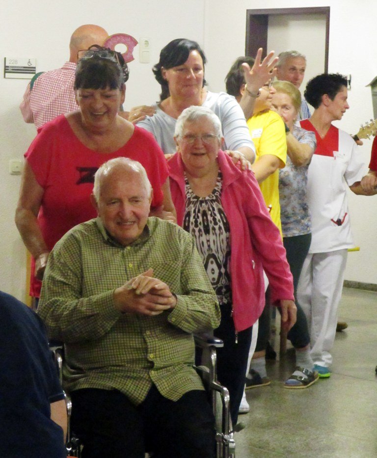 Schlechtem Wetter getrotzt: Sommerfest in Pflegeeinrichtung St. Laurentius