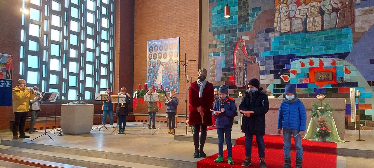 „Wachsam“ ins neue Kirchenjahr