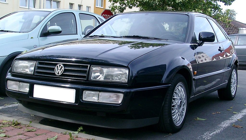 Auto komplett ausgebrannt