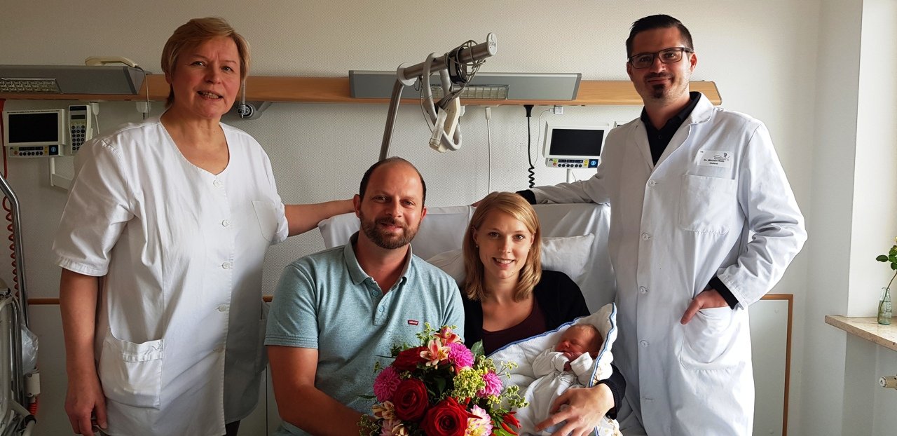 Baby Oskar sorgt für Freudestrahlen