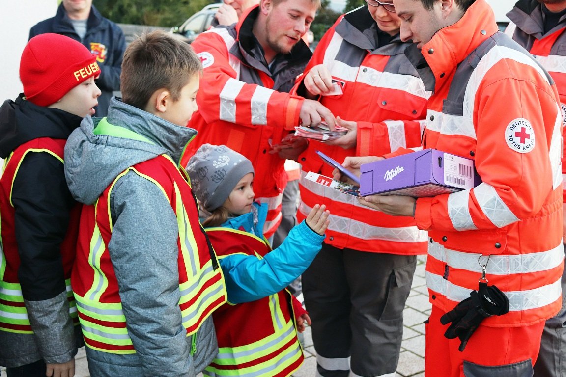 Rekordsumme: Ehrenamtler spenden an Ehrenamtler