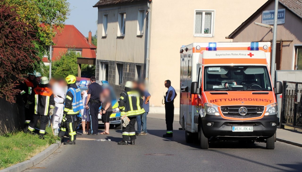 Mit Roller gestürzt