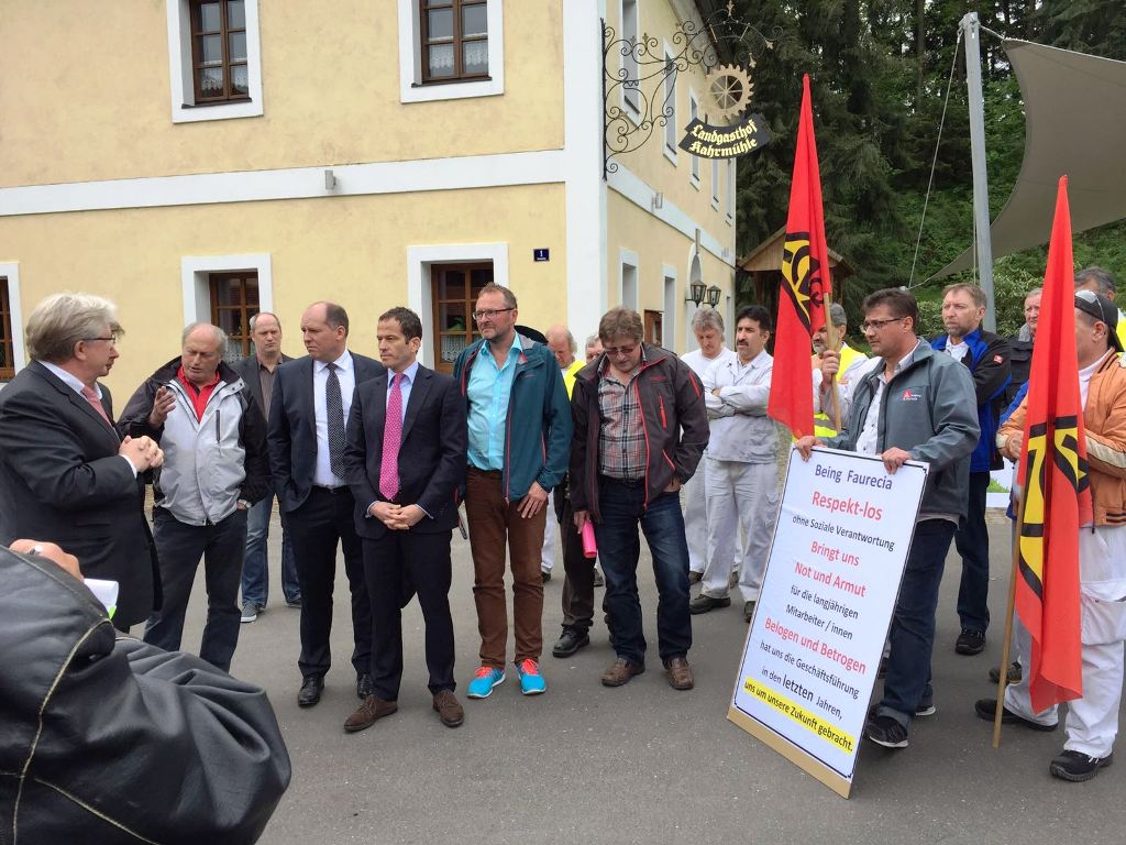 Faurecia: Runder Tisch mit Politikern und Geschäftsführung