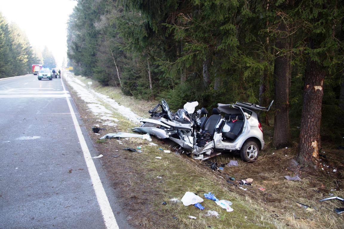 Tödlicher Unfall zwischen Baumgarten und Schönficht [Update]