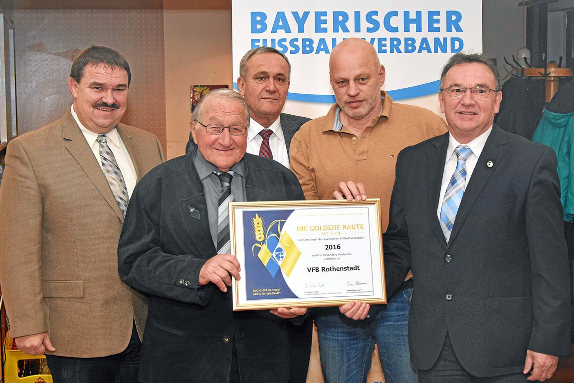 VfB Rothenstadt: Große Ehre durch ‚Goldene Raute mit Ähre‘