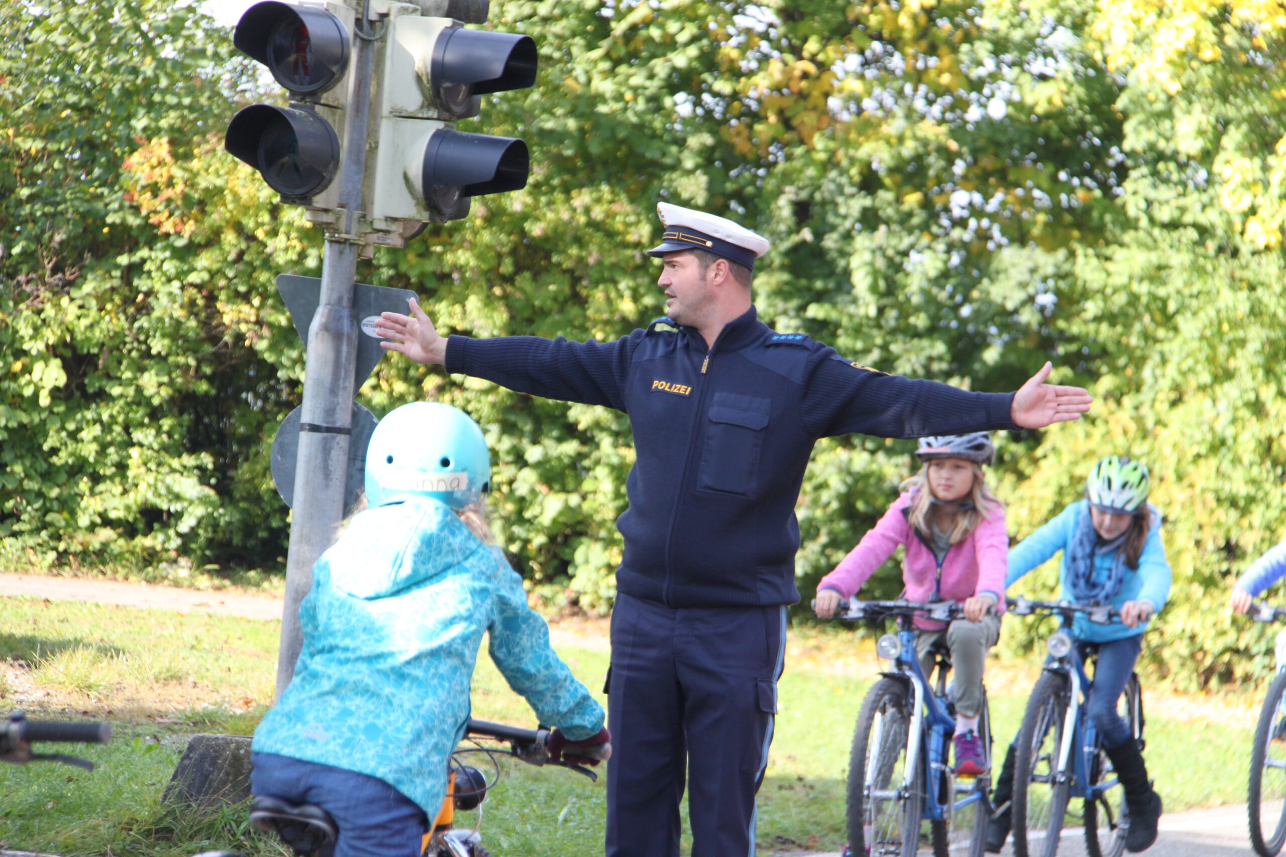 Sicher ins neue Schuljahr: Polizei gibt Tipps