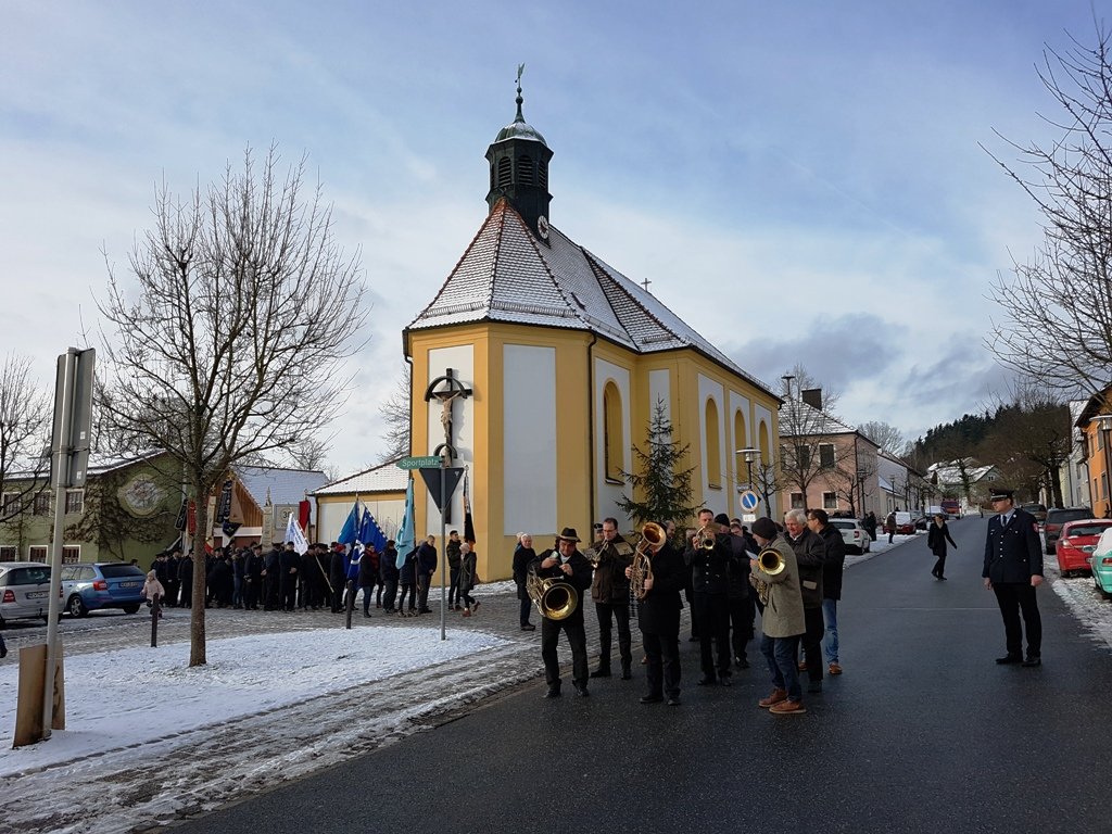 Neudorfer feiern ihr Barbarafest