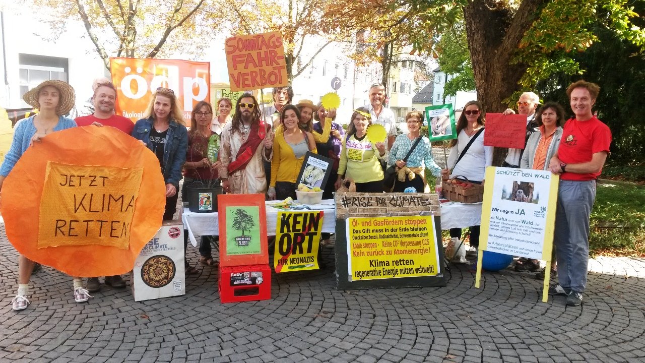 Weidener demonstrieren für Kohleausstieg