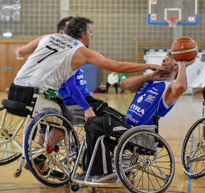 Rollstuhlbasketballer auf dem Weg zum Titel