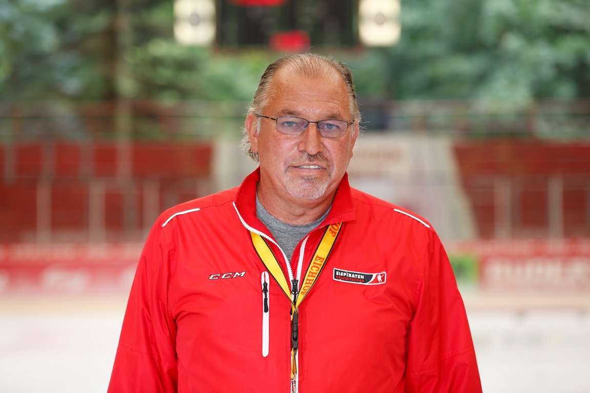 Blue Devils: Neuer Trainer löst Ken Latta ab
