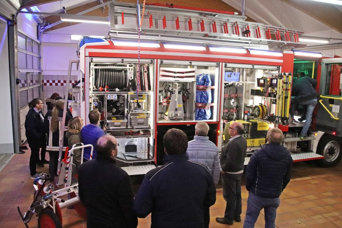 Was lange währt: Neues Fahrzeug für Feuerwehr Pressath
