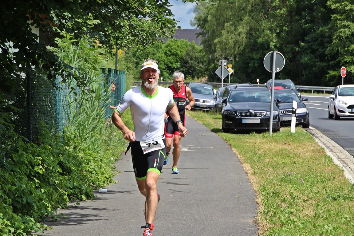 90 Sportler gehen bei Volkstriathlon in Eschenbach an den Start