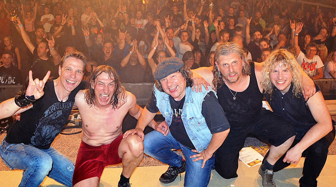 AC/DX. im Interview: 20 Jahre Bandgeschichte – zurück zu Wurzeln