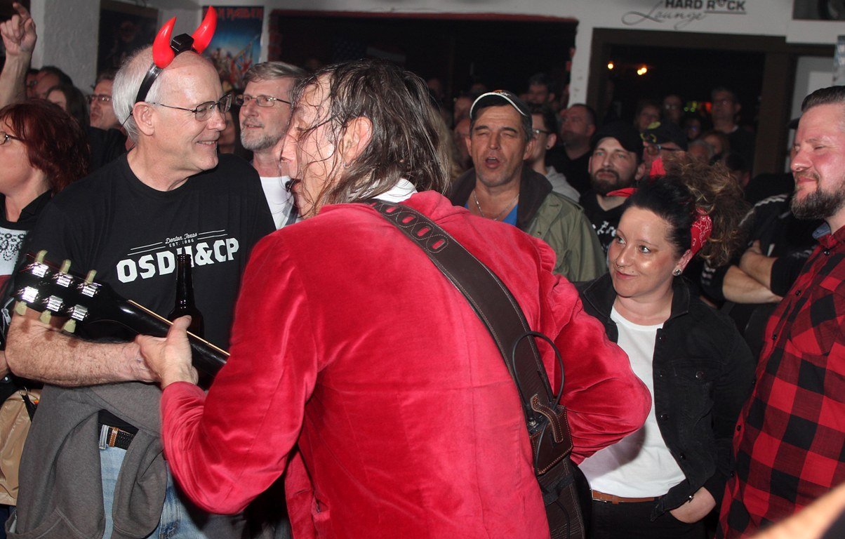 ACDX rockt Rothenstadt: Premiere zum 20-Jährigen