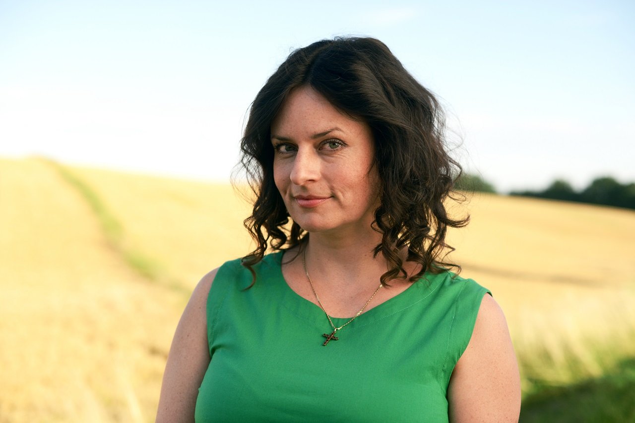 Exklusives Interview: Schauspielerin Angela Ascher spricht über Fraueng´schichten