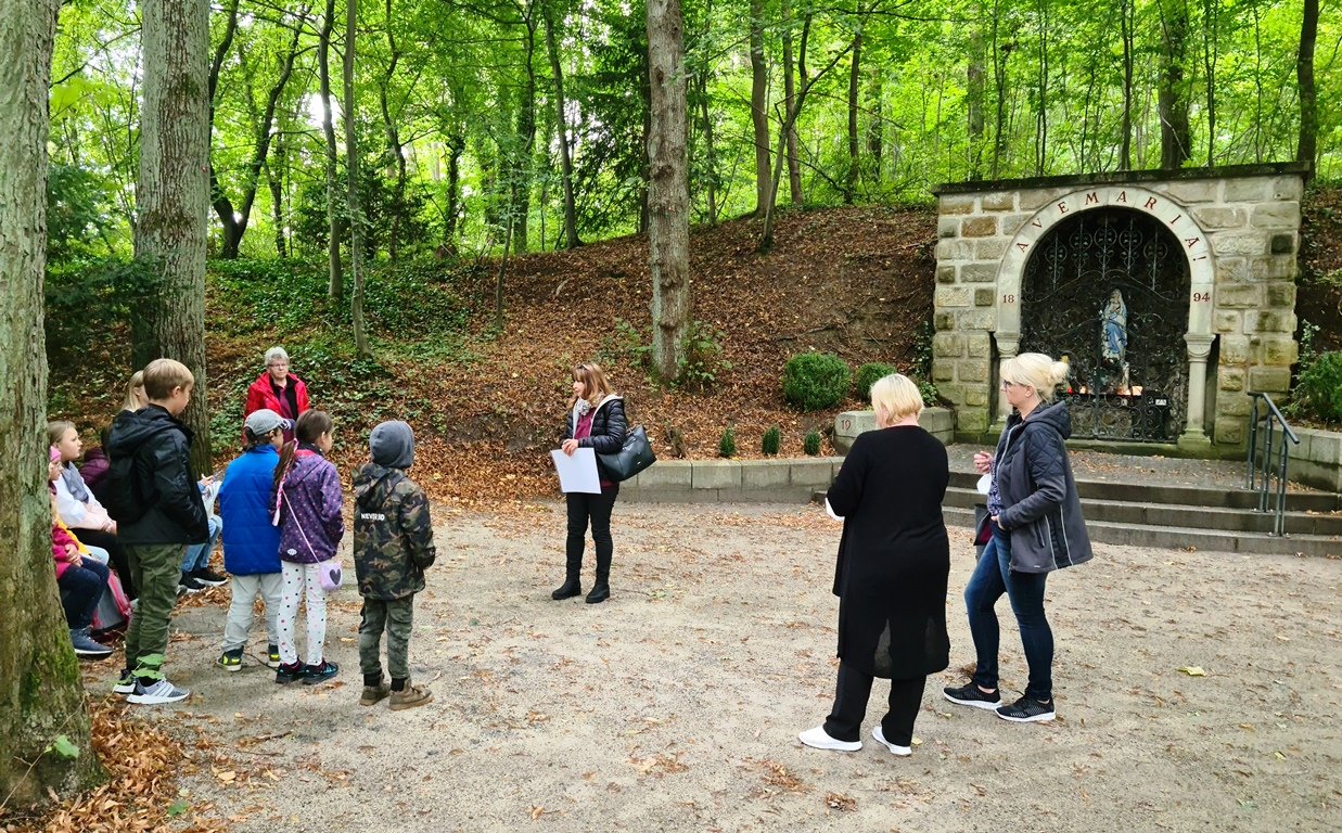 Von Höhlenforschern und Schatzsuchern