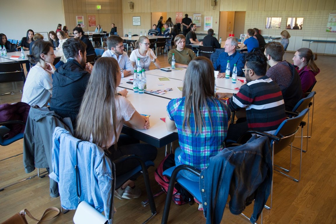 „Speed-Dating“ mit Landtagskandidaten