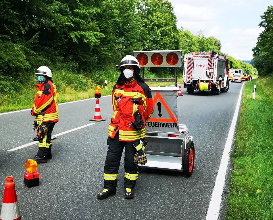 Kein Unfall, aber Rettungseinsatz auf Bundesstraße