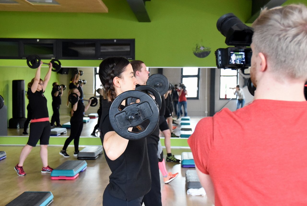 Drehtag im Aerofit: BRK macht sich fit und dreht Imagefilm