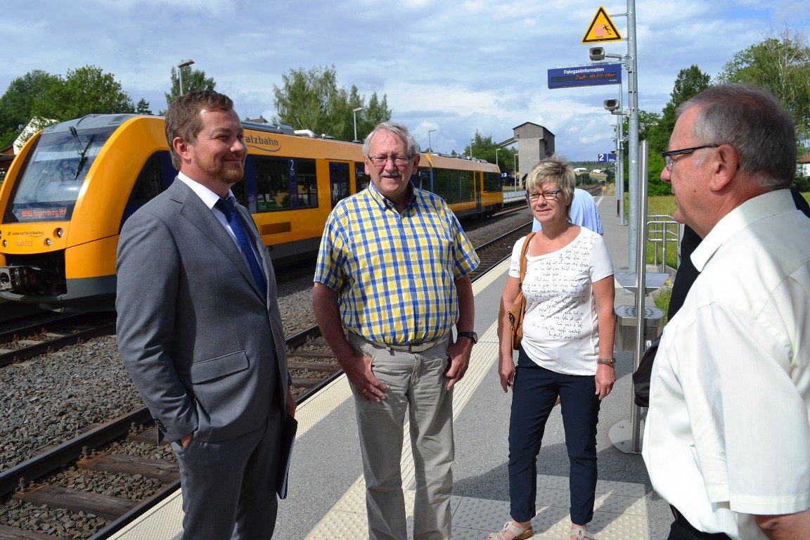Es wird laut, wenn die Bahn kommt