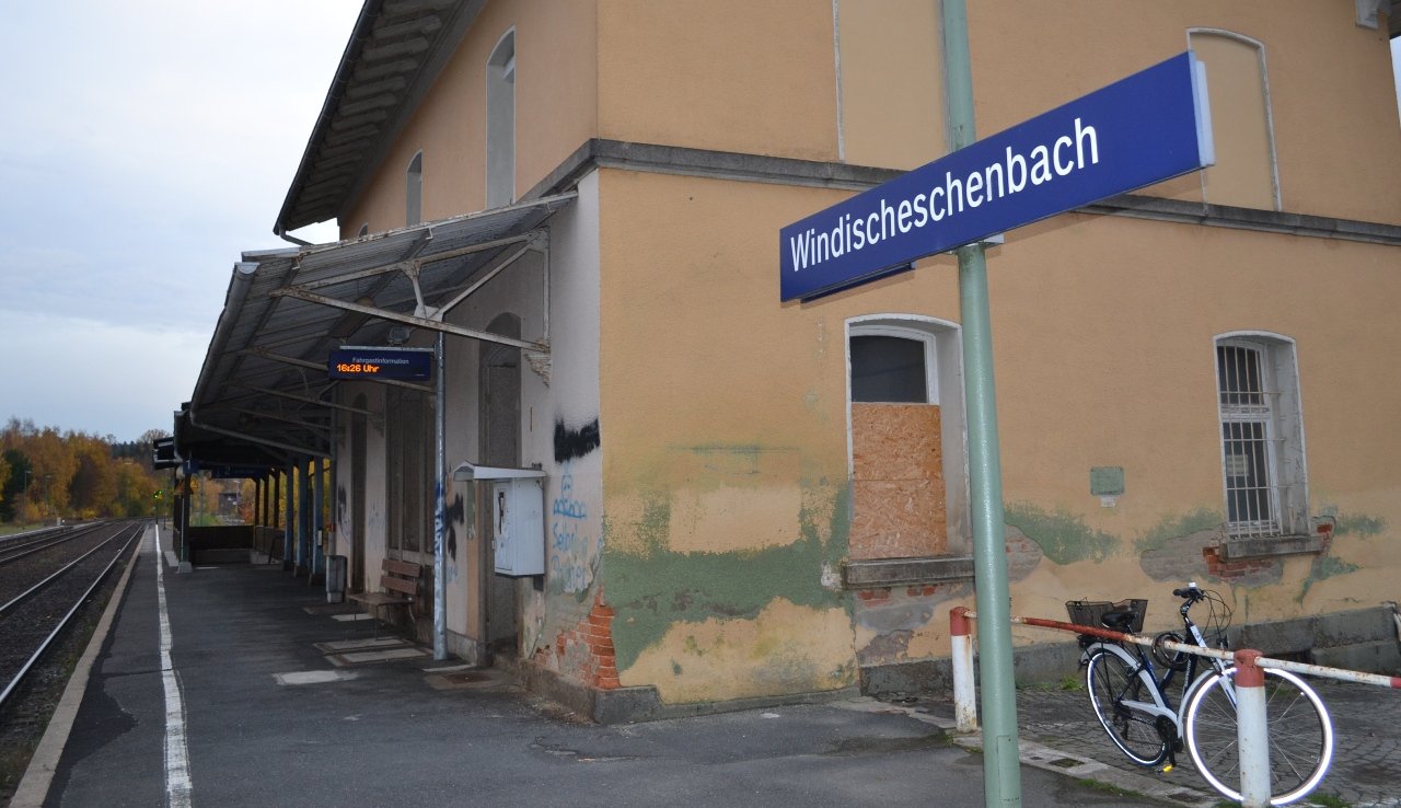 Irrungen und Wirrungen um Bahnhofs-Versteigerung