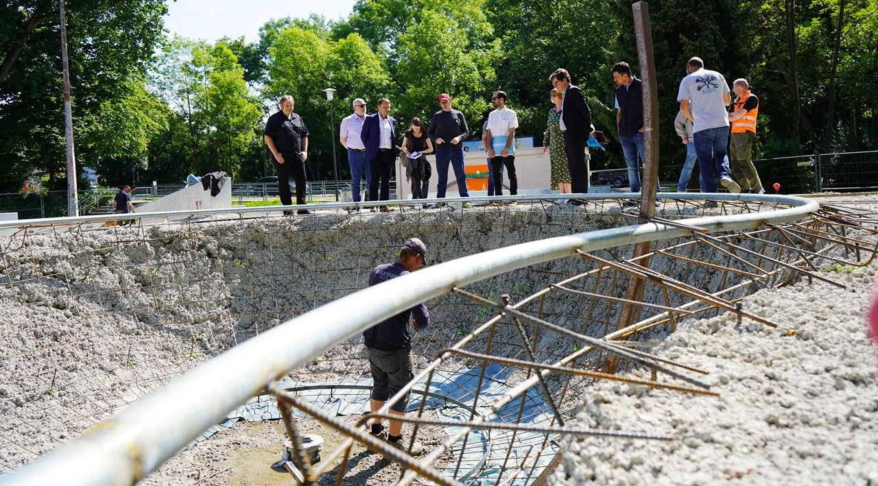 Bowls, Rampen und Ledges: Skatepark nimmt Gestalt an