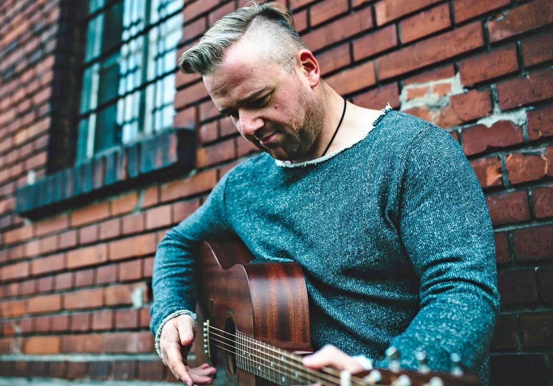 Ben „Stone“ reist im „349er“ durch viele Epochen