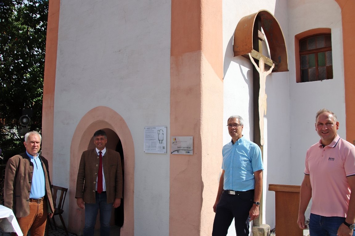 St. Laurentius Kirche in Hütten offiziell im Simultankirchen-Radwegenetz