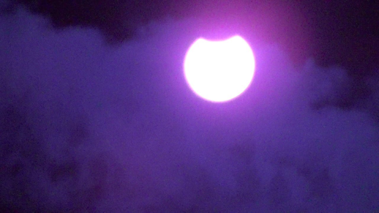 Seltenes Naturschauspiel: Partielle Sonnenfinsternis