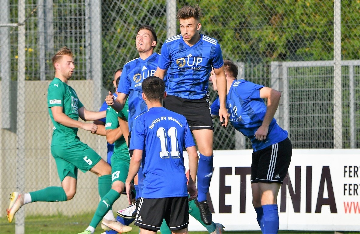 Euphorie bei Weidener Siegesfeier