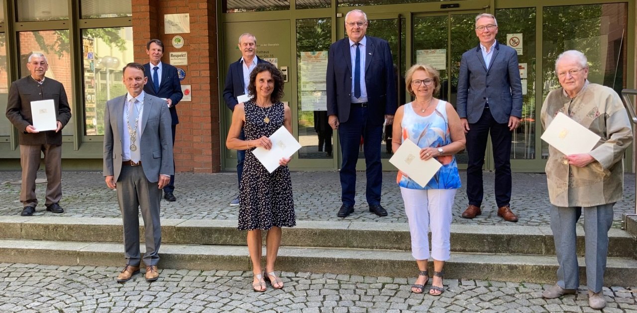 Sechs Weidener in allen Ehren!