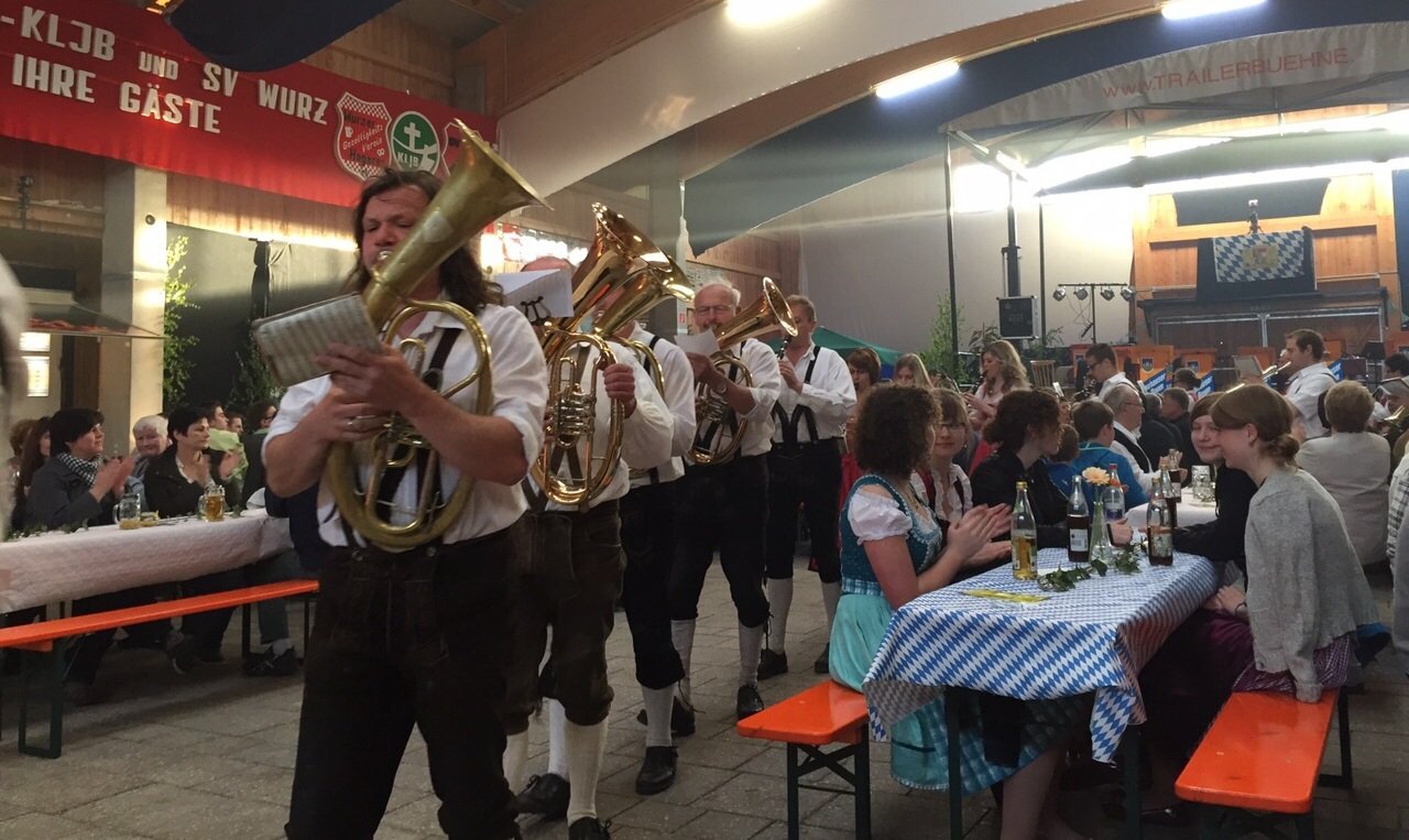 Blasmusik und Polkas: Böhmischer Abend in der Wurzer O’Schnitt-Halle