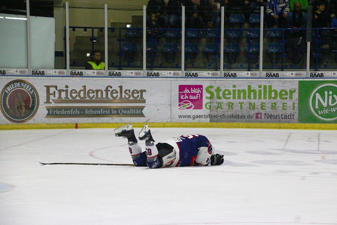 Blue Devils schwach gegen Regensburg