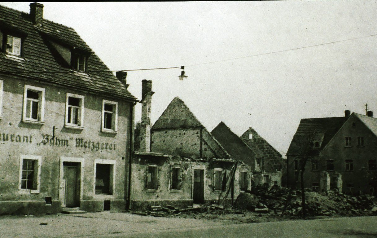 Bombenfeuer auf Grafenwöhr: Schwarzer Tag am Weißen Sonntag