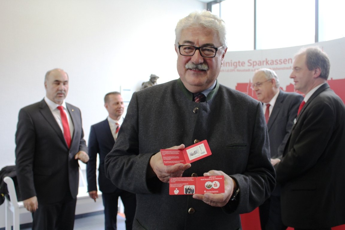 1.100 Briefmarken zum 800. Jubiläum der Stadt Neustadt