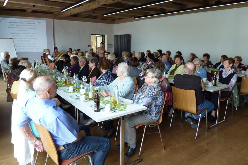 Oberpfalz-Gedichte kommen bei Senioren gut an