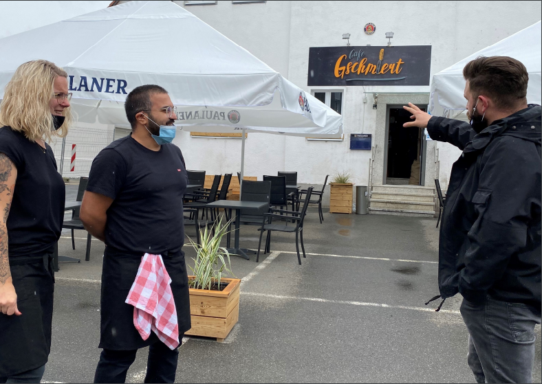 Weniger Kosten für Neustädter Gastronomen: Stadt erlässt Gebühren
