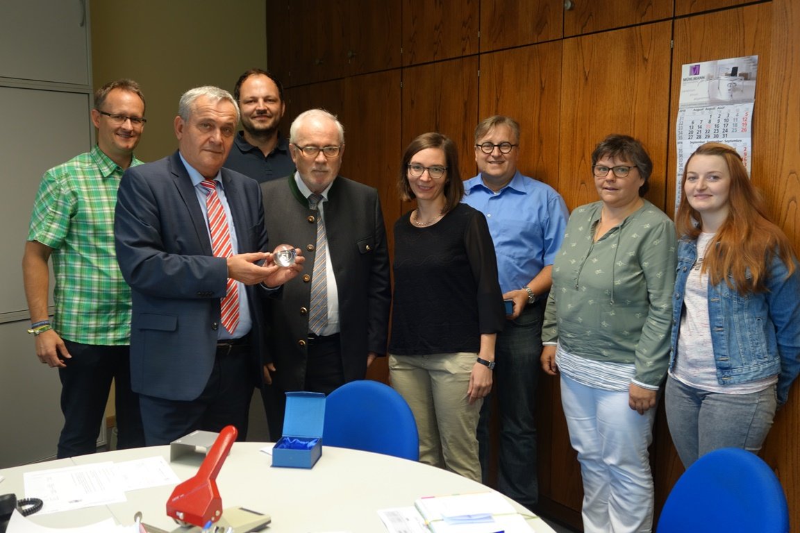 Erster Schritt zum Sozialbürgerhaus: Geschenk für neues Dezernat