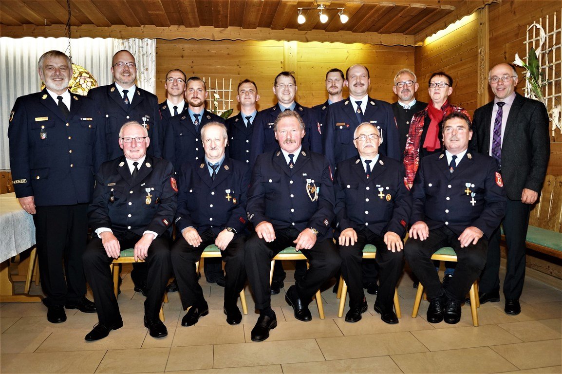 Silber und Gold für langjährige Feuerwehrler