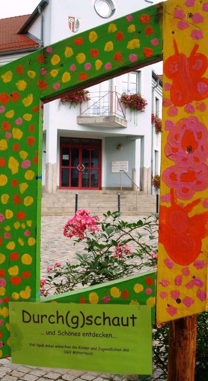 Mitterteich im Blick behalten: Jugendliche kreieren Bilderrahmen