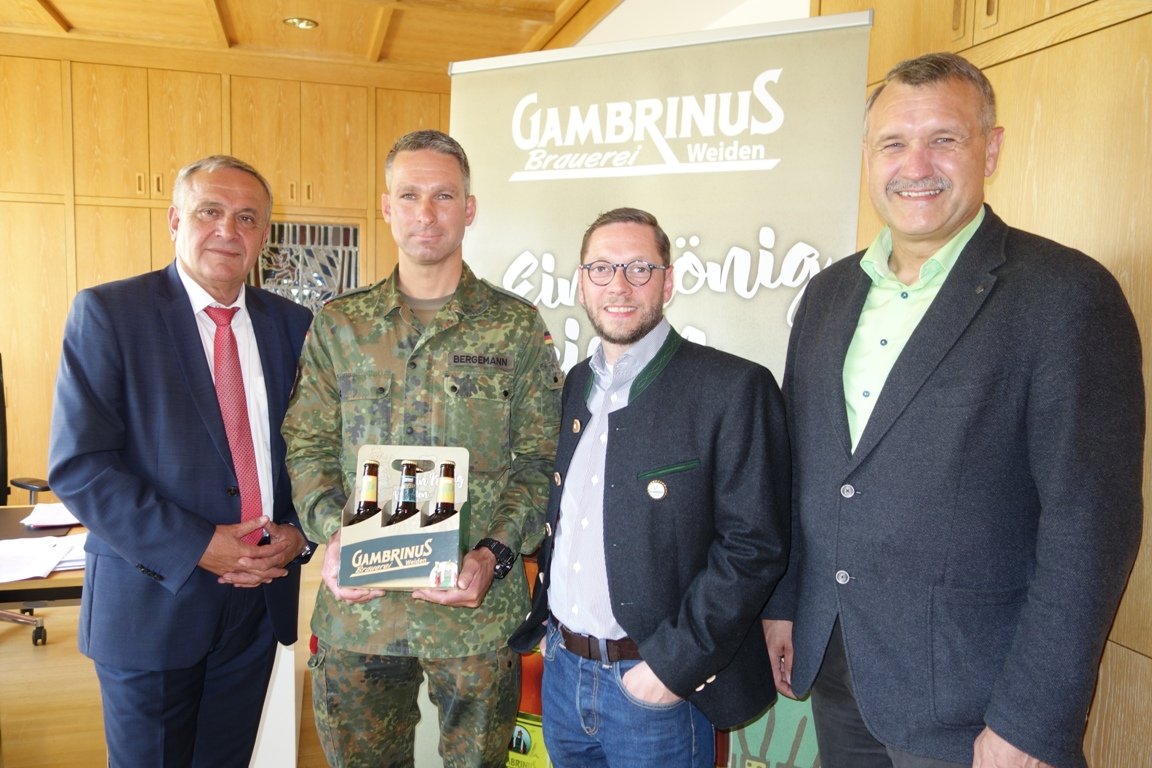Ein Stück Heimat für die Weidener Soldaten im Kosovo