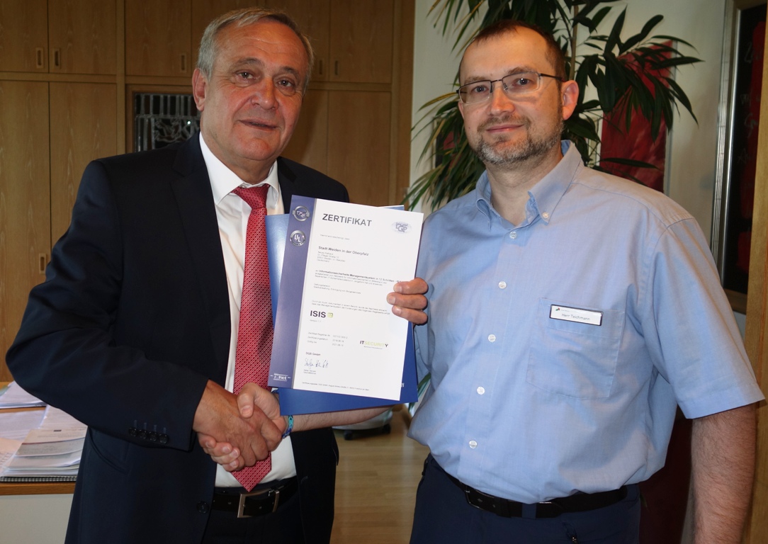 Stadt Weiden erfolgreich ISMS zertifiziert
