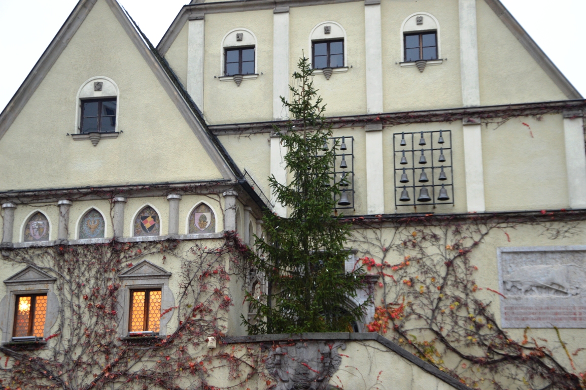 Weidens Weihnachtsbaum: Was sagt ihr dazu?