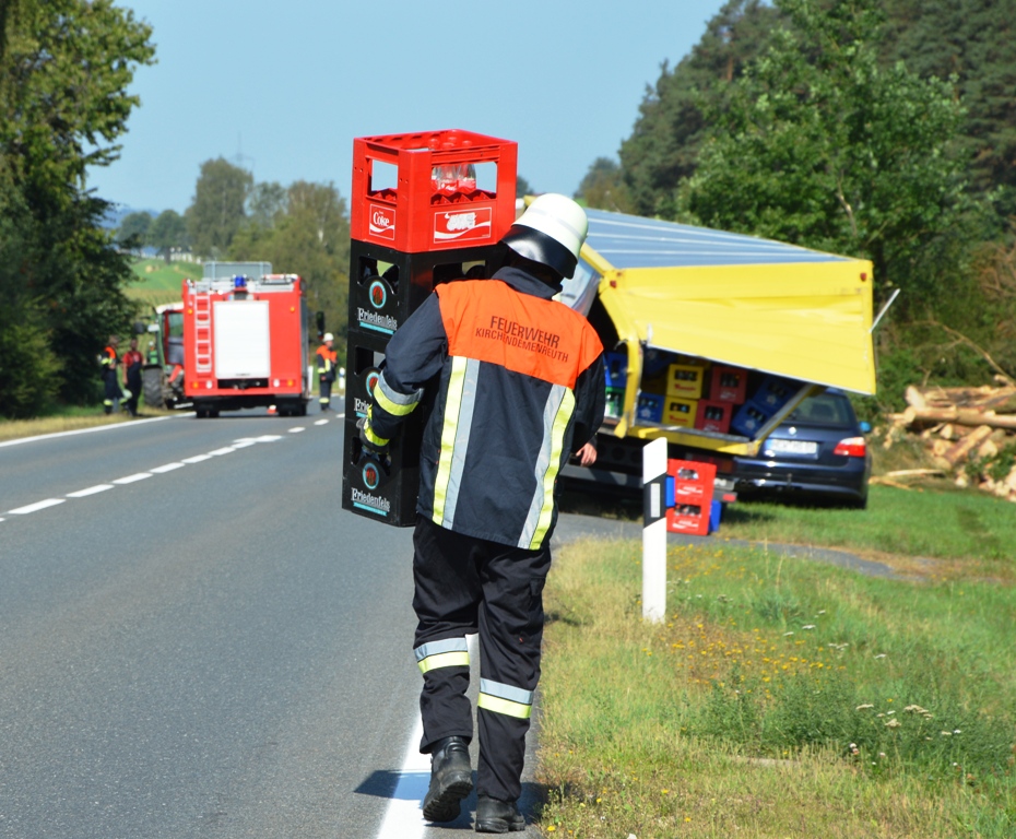 Unfall mit Getränkelaster