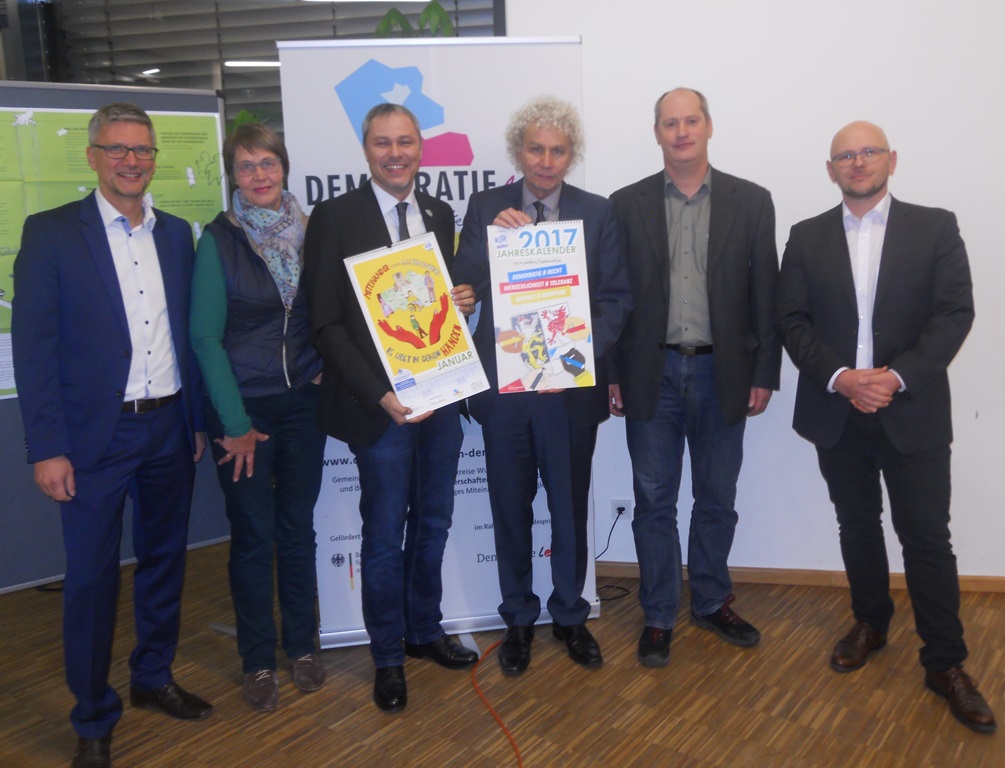 Demokratie und Menschlichkeit: Kreisjugendring gestaltet Kalender