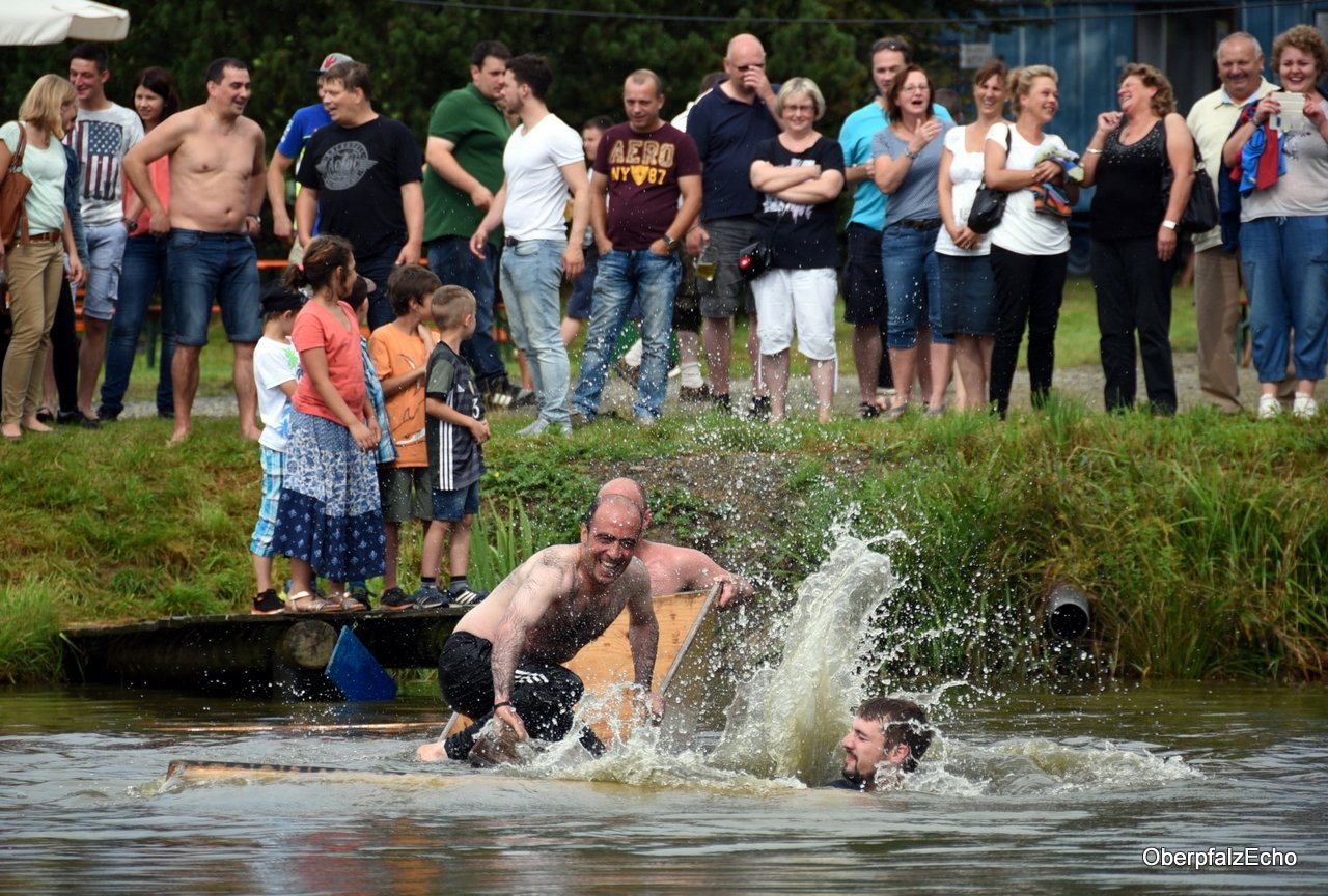 Saugtrogrennen: Sportlicher Spaß