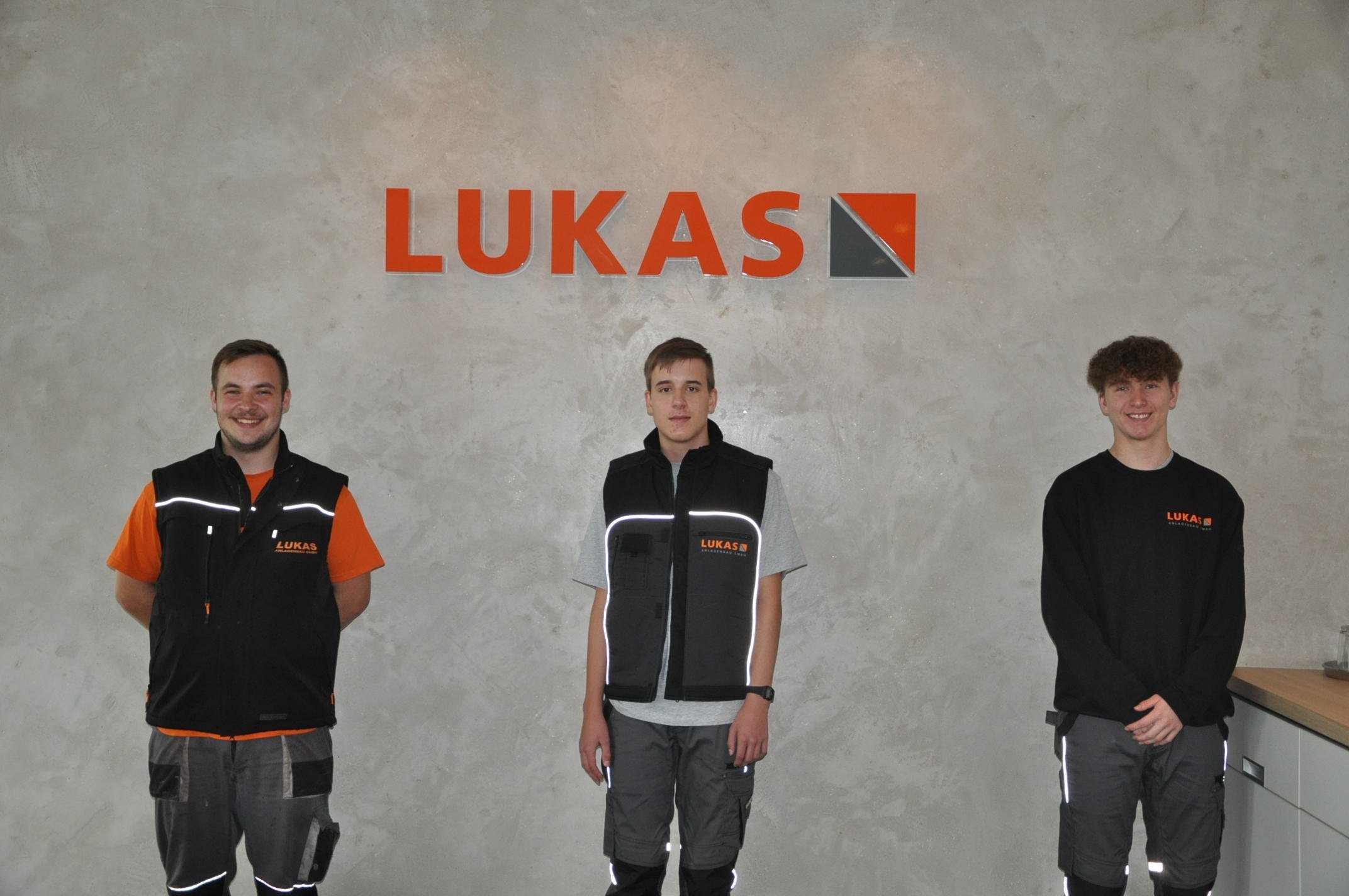 Abwechslungsreiche Aufgaben: Drei Azubis beginnen bei Lukas in Vohenstrauß